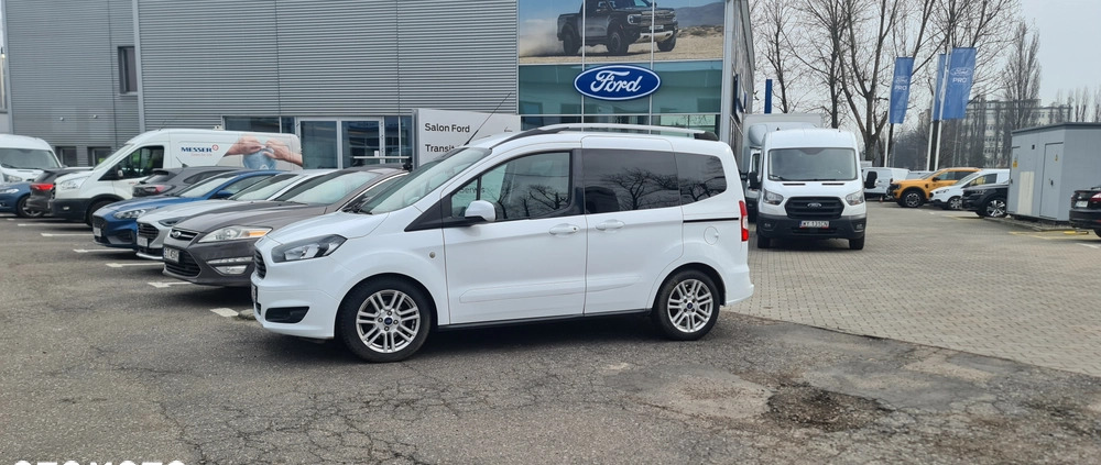 Ford Courier cena 37999 przebieg: 145581, rok produkcji 2017 z Lędziny małe 92